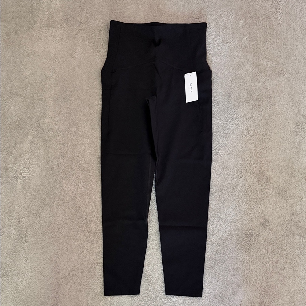 SPANX Kids Black High-Rise Leggings with Side Pocket